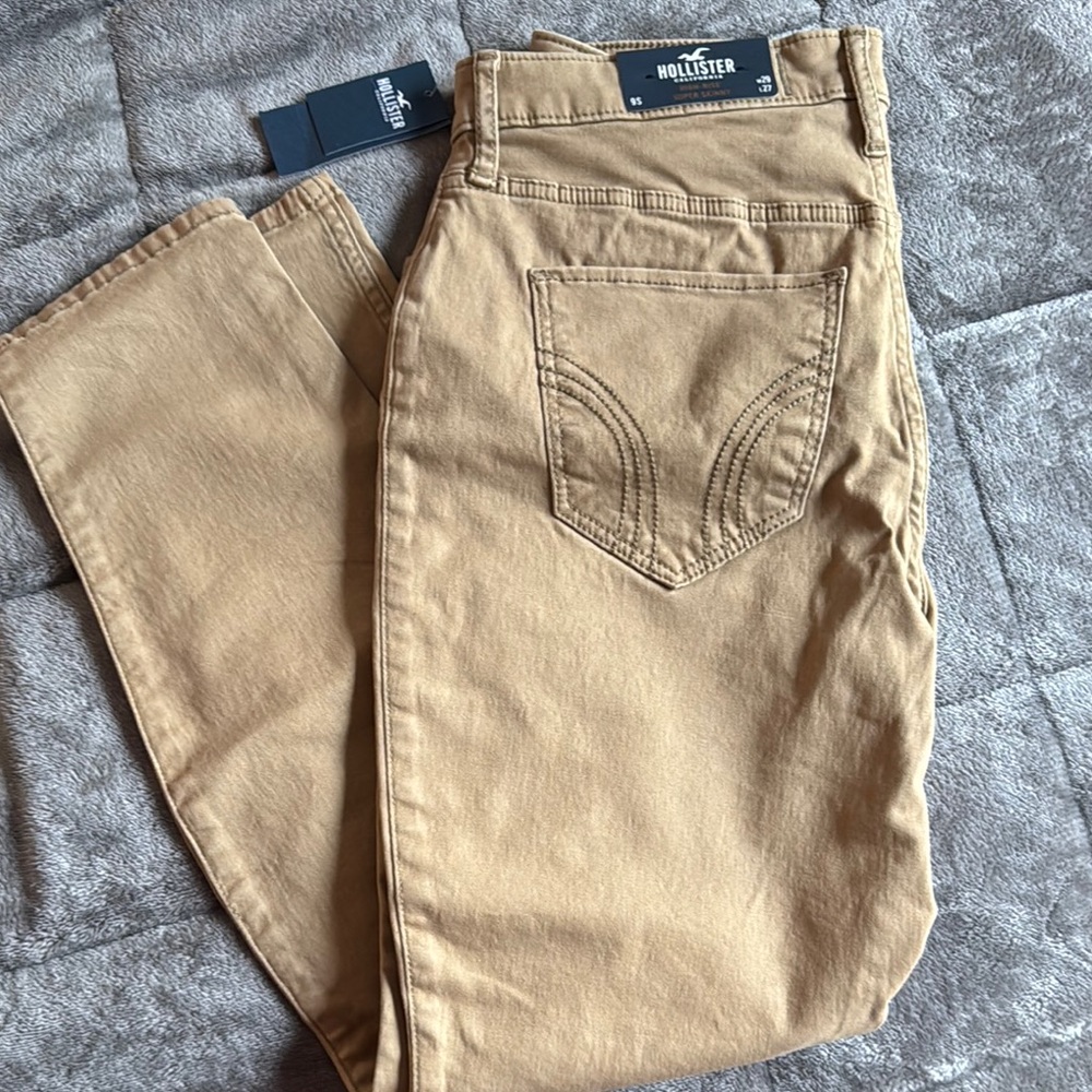 Hollister High-Rise Super Skinny Tan Jeans